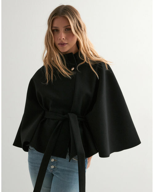 Jacket High Neck Poncho i svart