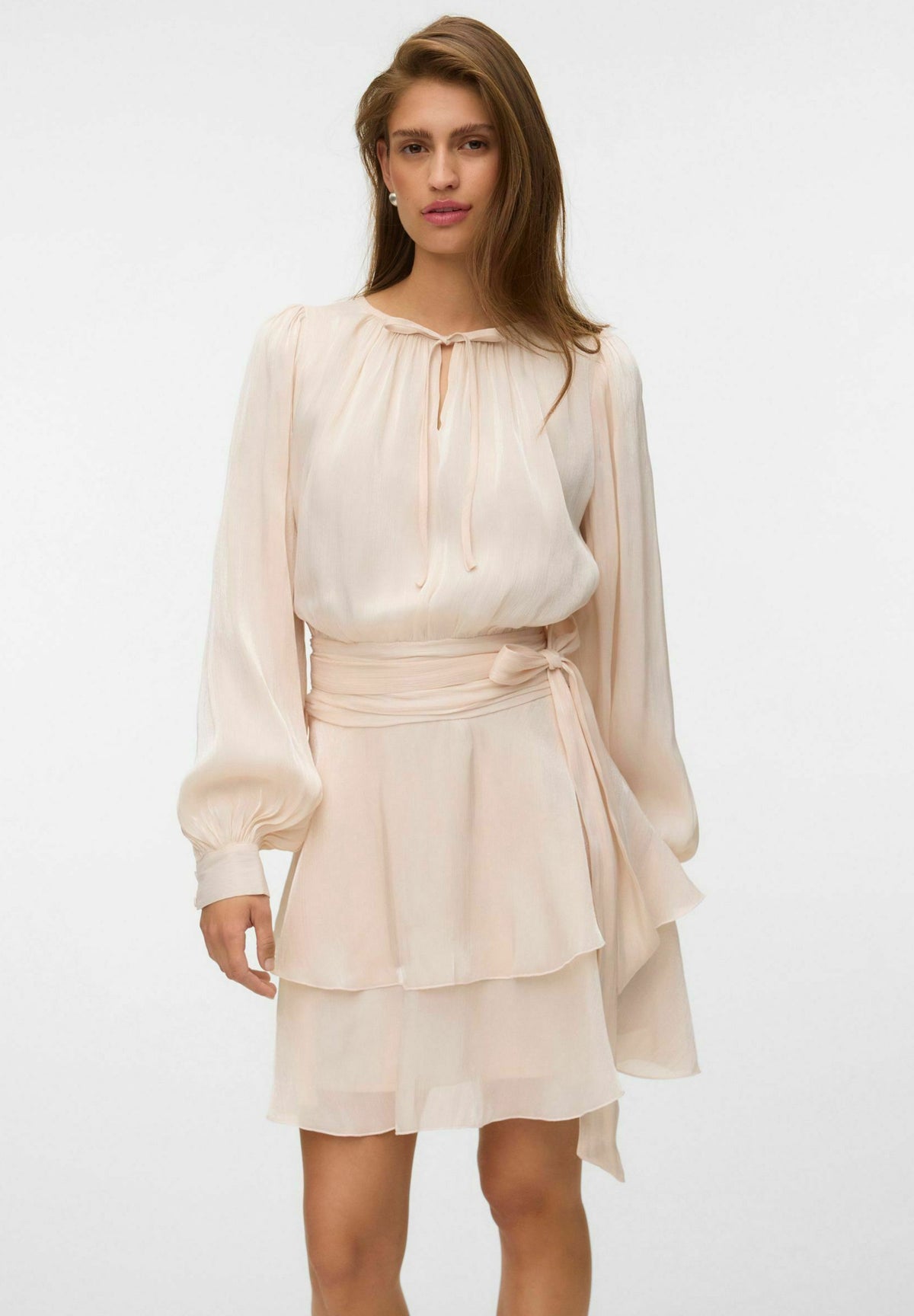 Celeste Dress i champagne